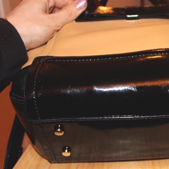 KATE SPADE Leather Tan/Black Bow Purse NWOT - Picture 4 of 9